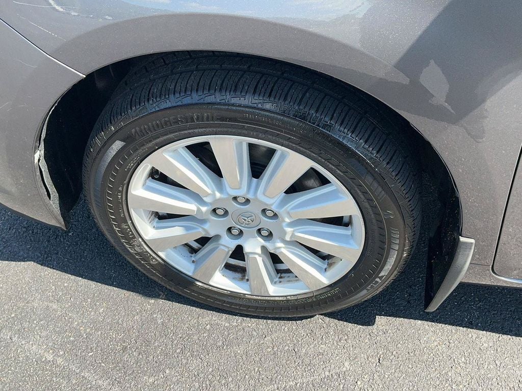 2017 Toyota Sienna LE 7 Passenger