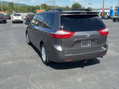 2017 Toyota Sienna LE 7 Passenger