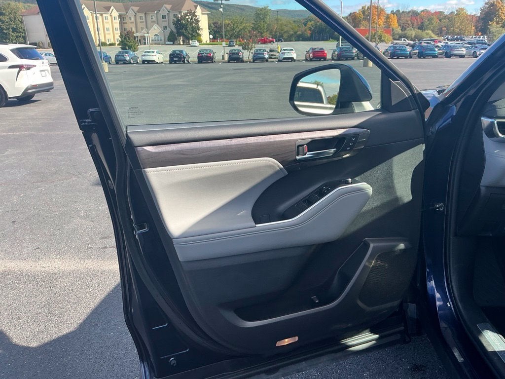 2024 Toyota Highlander Limited