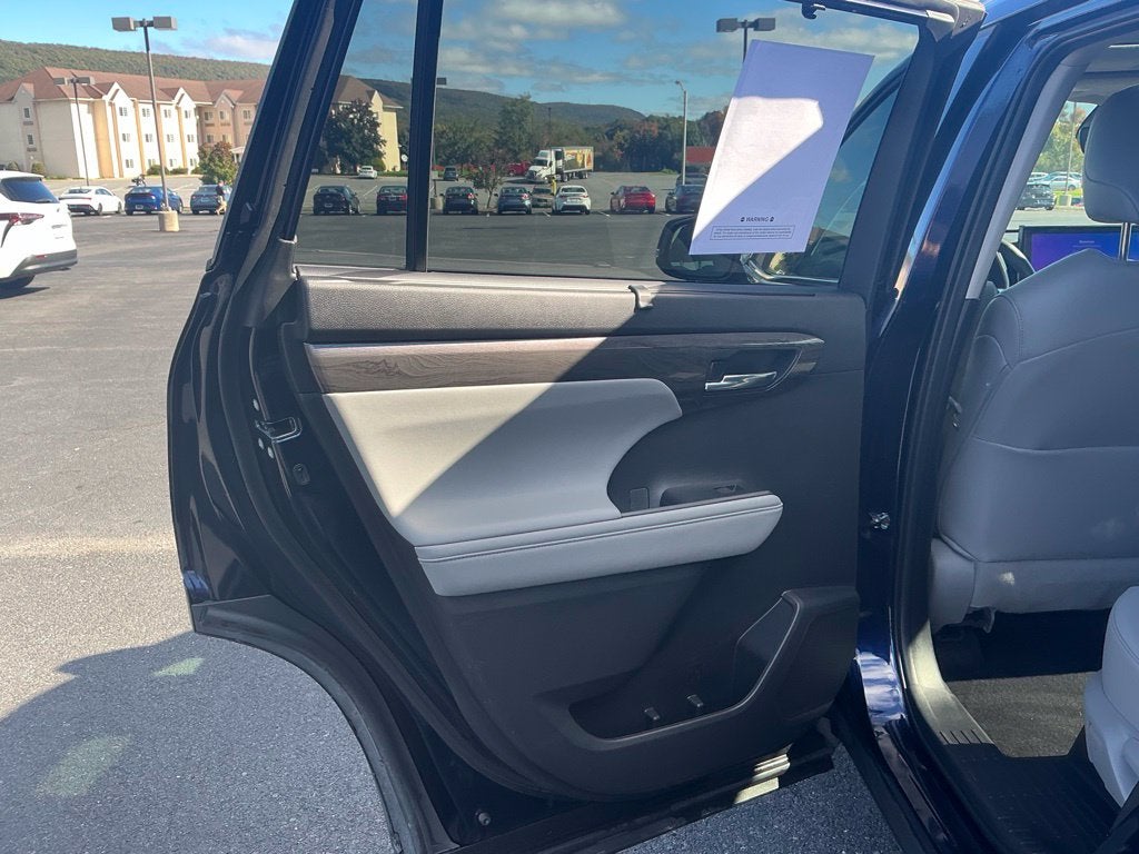 2024 Toyota Highlander Limited