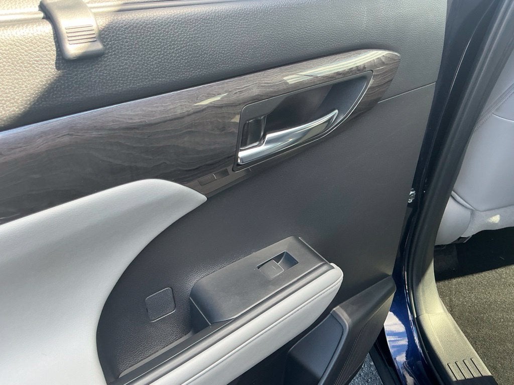 2024 Toyota Highlander Limited