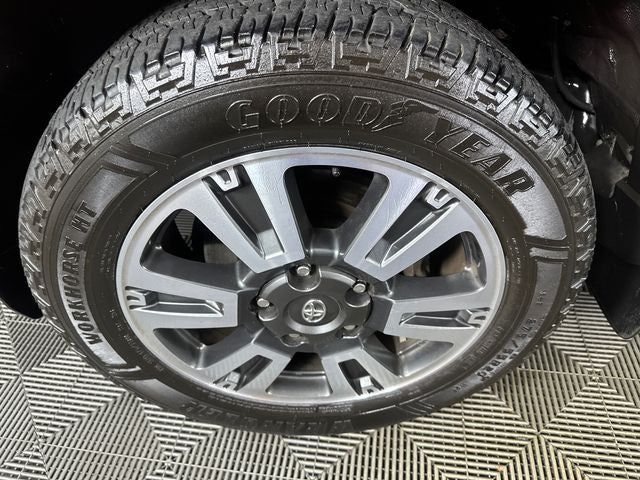 2018 Toyota Tundra SR5