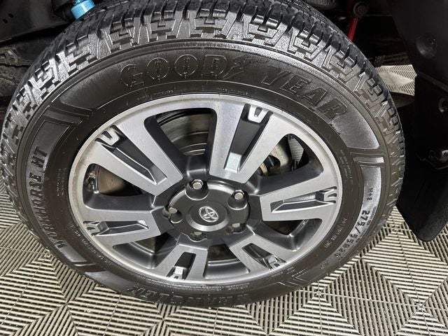 2018 Toyota Tundra SR5