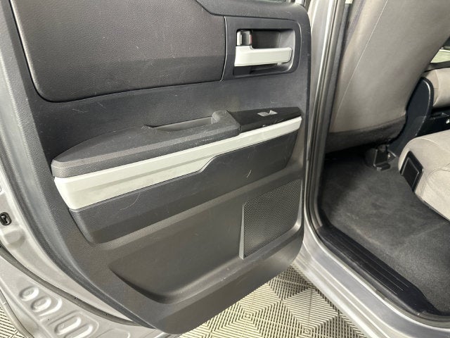 2014 Toyota Tundra SR5 4.6L V8