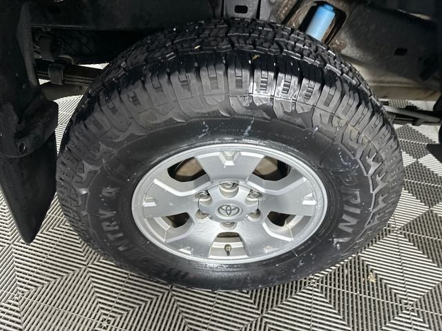 2015 Toyota Tacoma Base V6