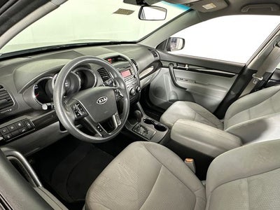 2011 Kia Sorento LX