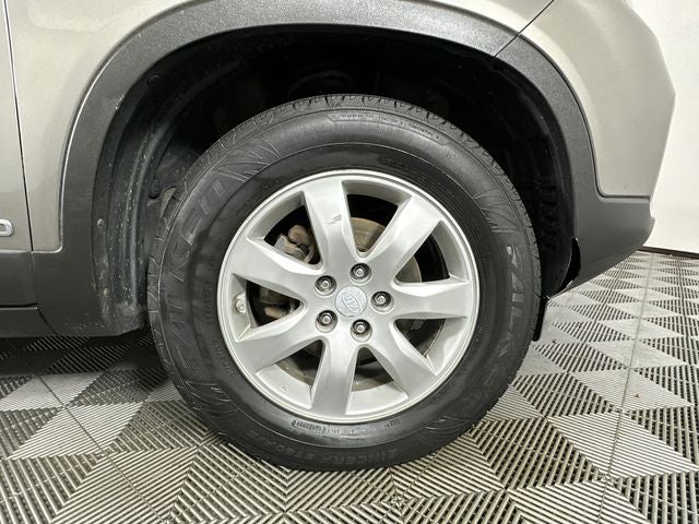 2011 Kia Sorento LX