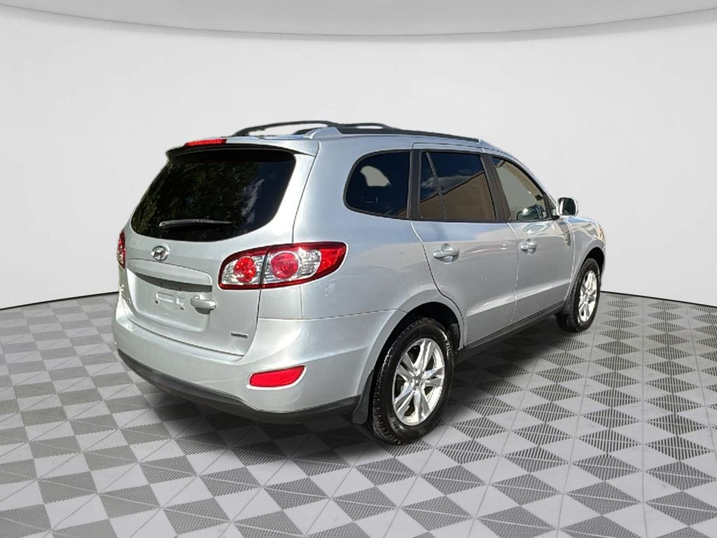 2012 Hyundai SANTA FE SE