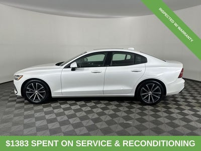 2021 Volvo S60 T6 Momentum