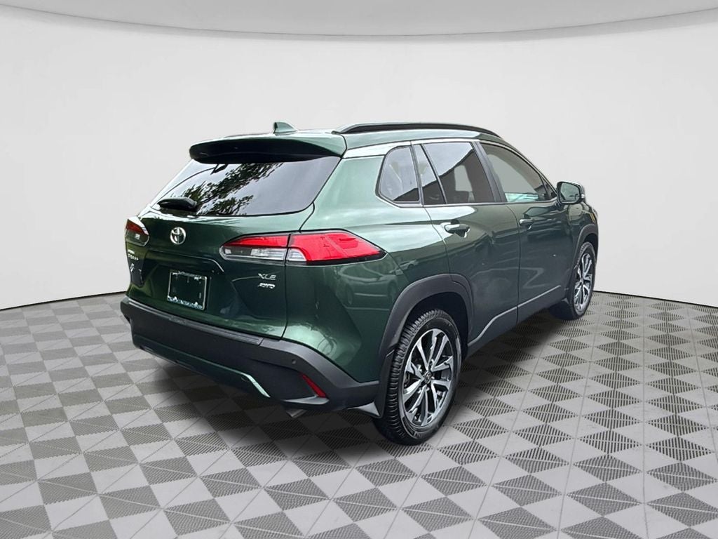 2024 Toyota Corolla Cross XLE