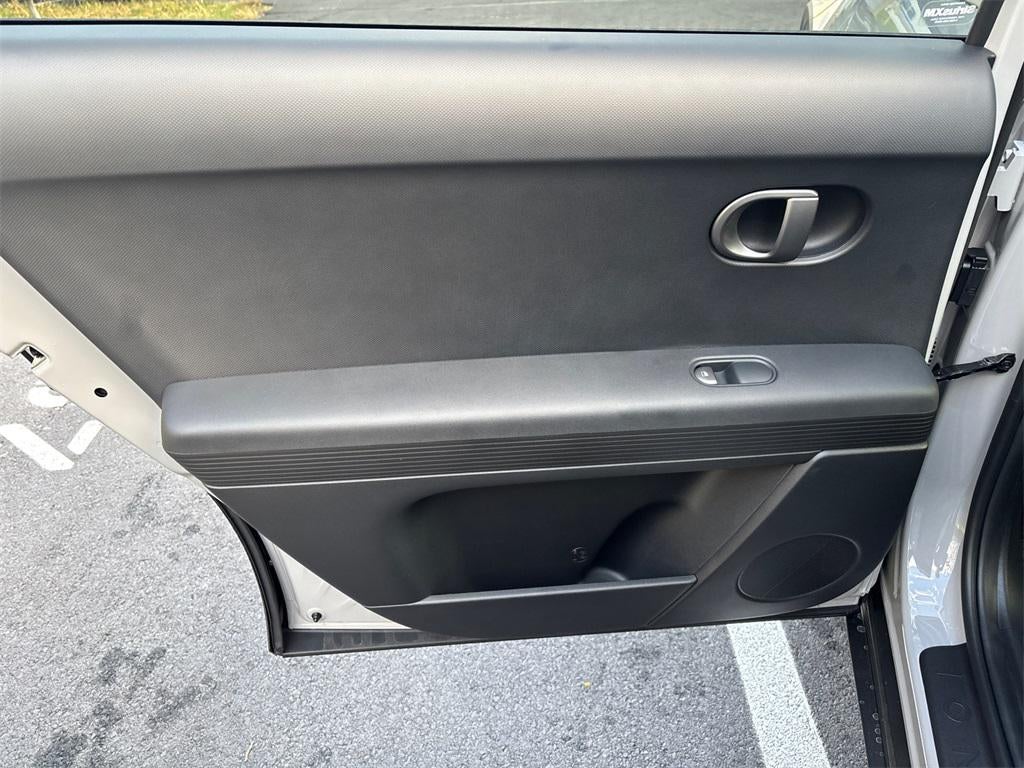 2026 Hyundai IONIQ 5 SE