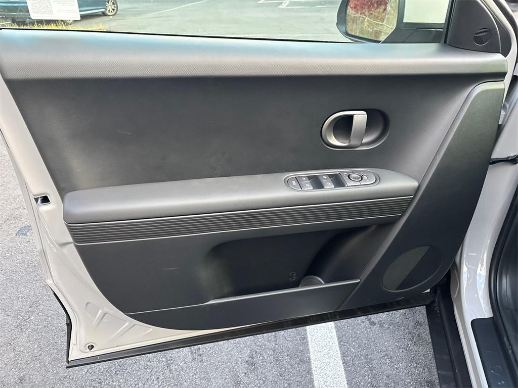 2026 Hyundai IONIQ 5 SE