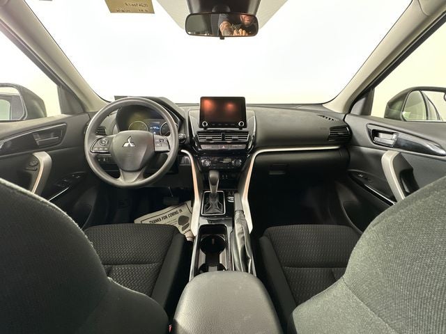 2024 Mitsubishi Eclipse Cross LE