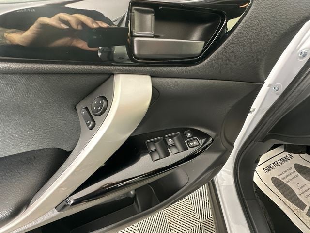 2024 Mitsubishi Eclipse Cross LE