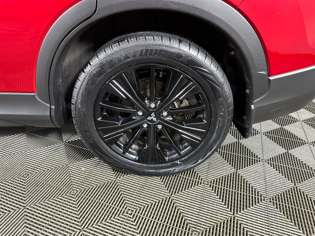 2022 Mitsubishi Eclipse Cross LE