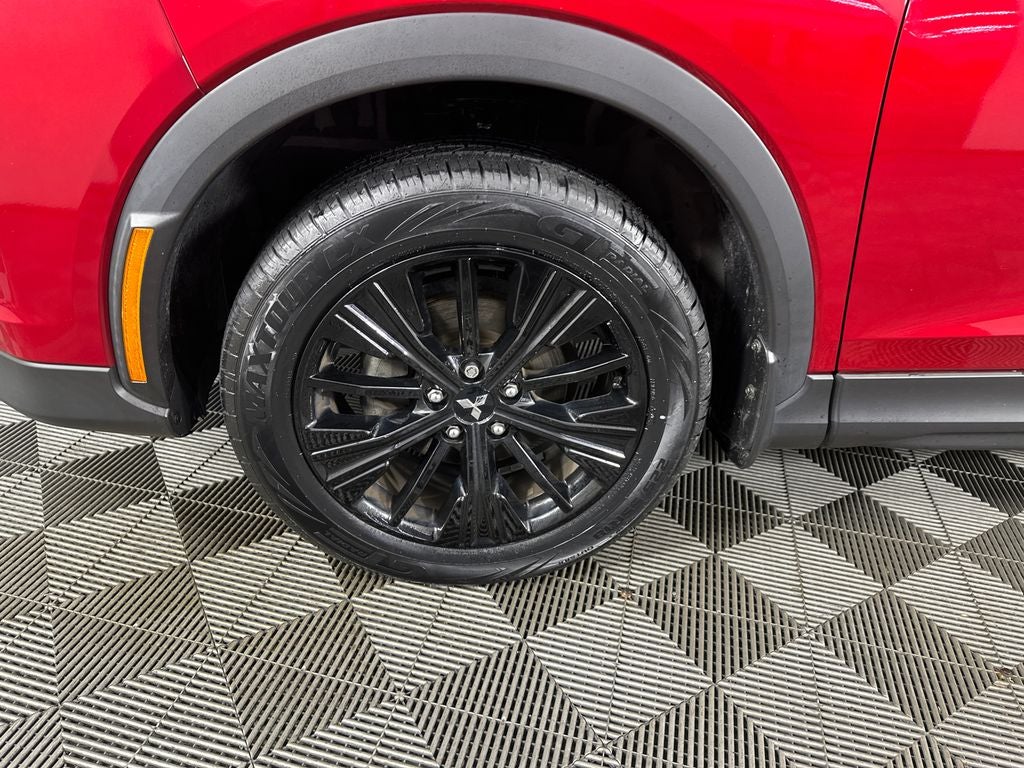 2022 Mitsubishi Eclipse Cross LE