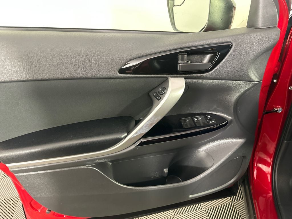 2022 Mitsubishi Eclipse Cross LE