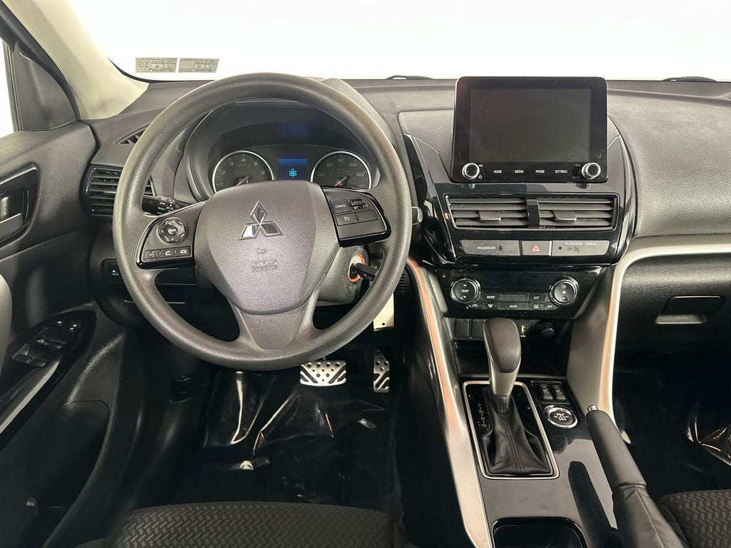 2022 Mitsubishi Eclipse Cross LE