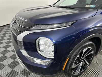 2022 Mitsubishi Outlander SE