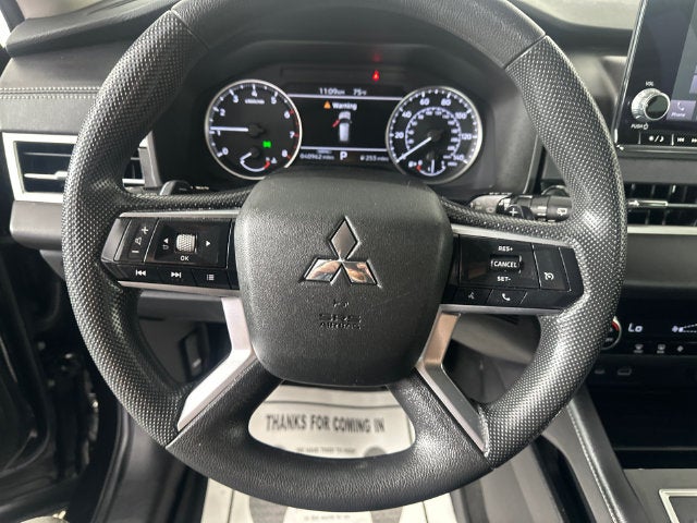 2023 Mitsubishi Outlander ES