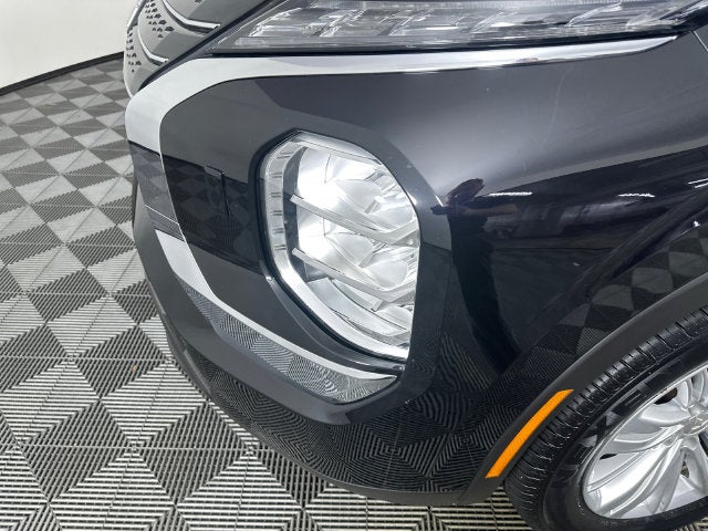 2023 Mitsubishi Outlander ES