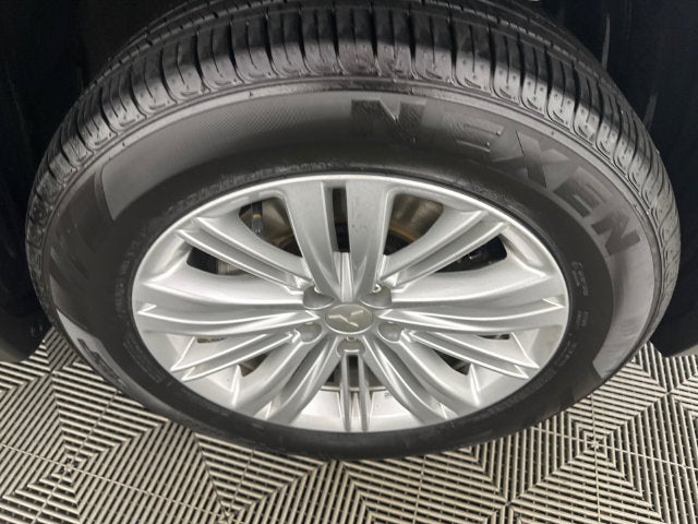 2023 Mitsubishi Outlander ES