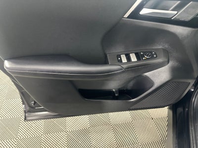 2023 Mitsubishi Outlander ES