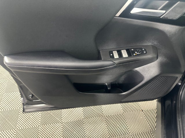 2023 Mitsubishi Outlander ES