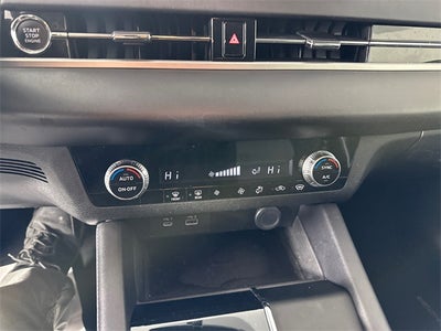 2022 Mitsubishi Outlander ES