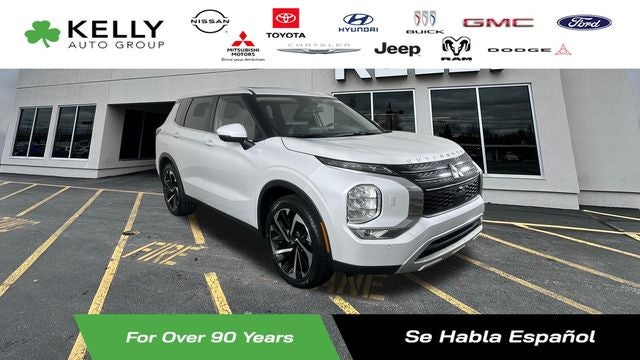 2022 Mitsubishi Outlander SE