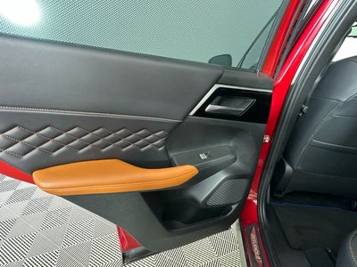 2023 Mitsubishi Outlander PHEV SEL