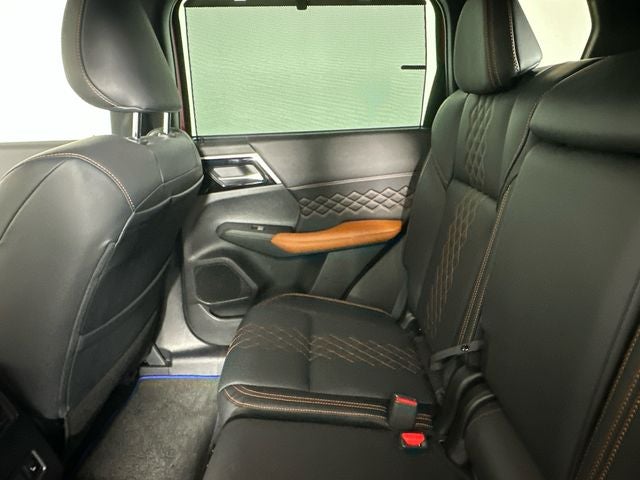 2023 Mitsubishi Outlander PHEV SEL
