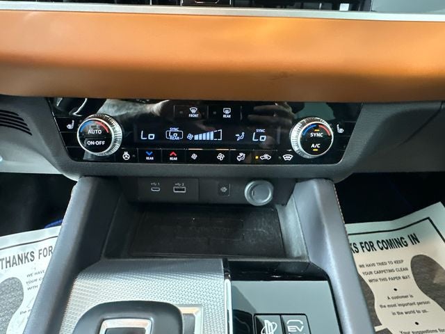 2023 Mitsubishi Outlander PHEV SEL