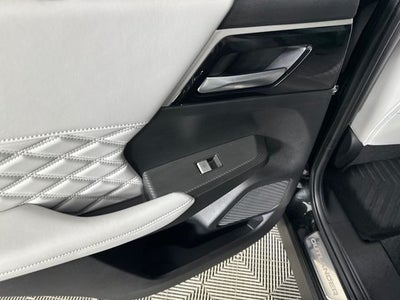 2025 Mitsubishi Outlander PHEV SEL