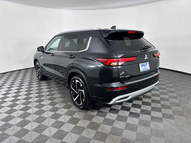 2025 Mitsubishi Outlander PHEV SEL