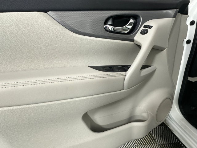 2020 Nissan Rogue Sport SL