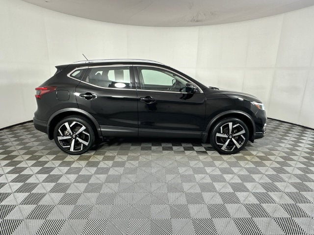 2022 Nissan Rogue Sport SL Premium Package