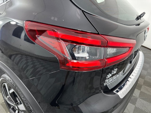 2022 Nissan Rogue Sport SL Premium Package