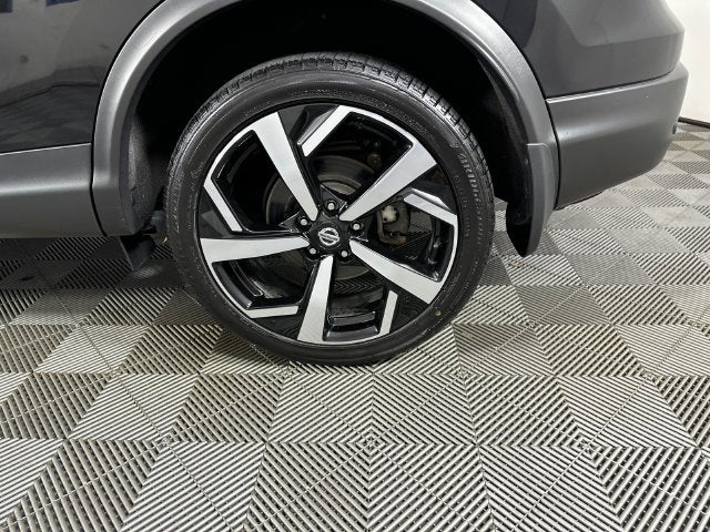 2022 Nissan Rogue Sport SL Premium Package