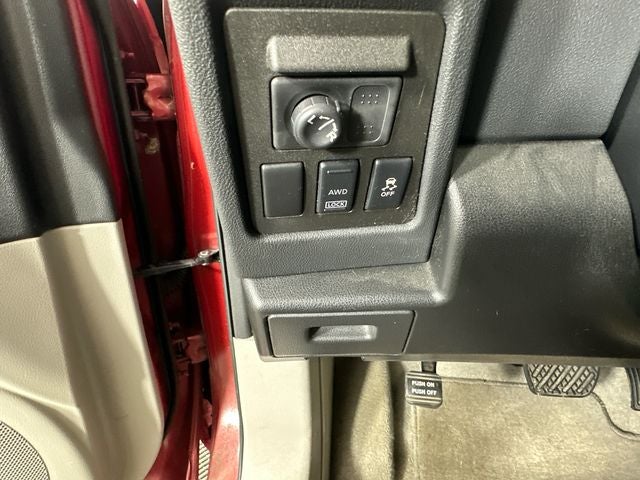 2011 Nissan Rogue SV