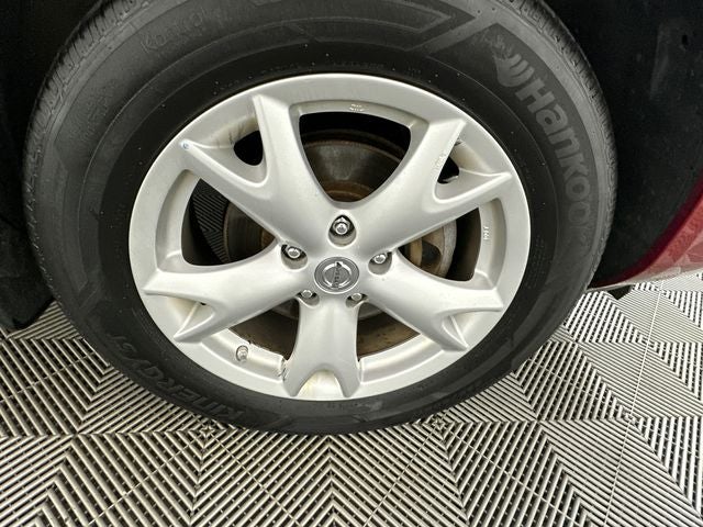 2011 Nissan Rogue SV