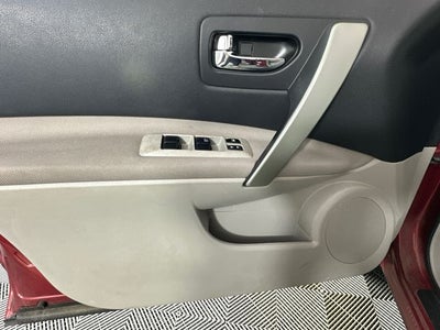 2011 Nissan Rogue SV