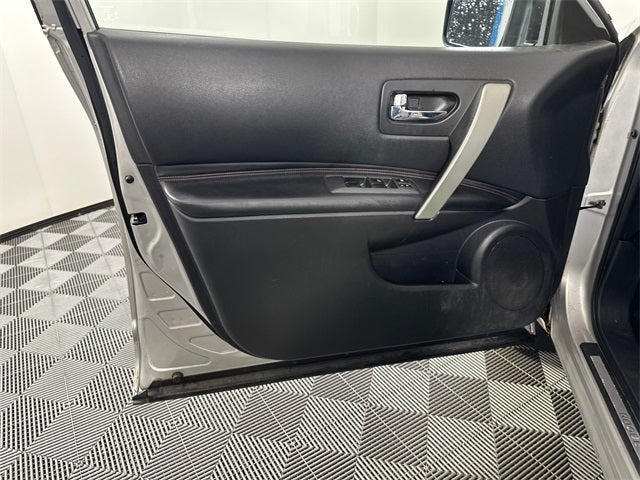 2011 Nissan Rogue SV