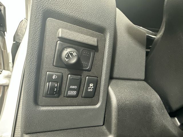 2011 Nissan Rogue SV