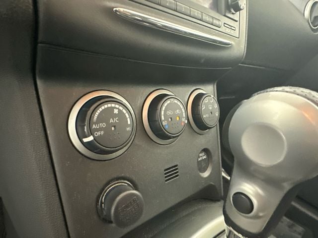 2011 Nissan Rogue SV