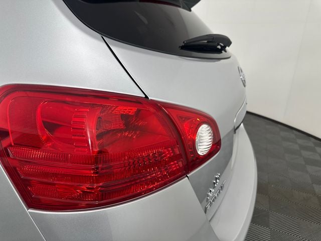 2011 Nissan Rogue SV