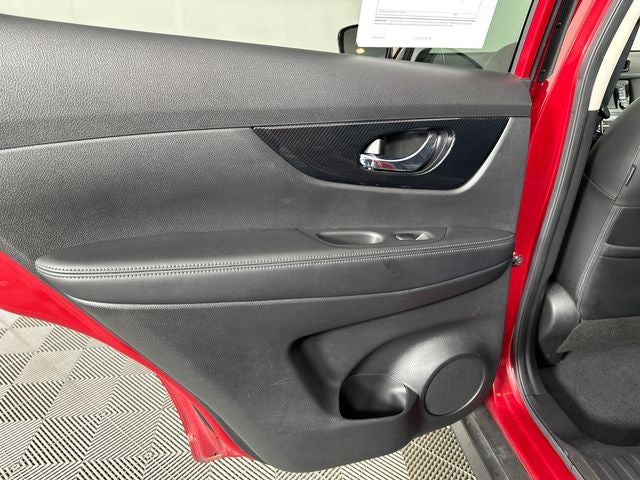 2017 Nissan Rogue SL Platinum & Premium Package
