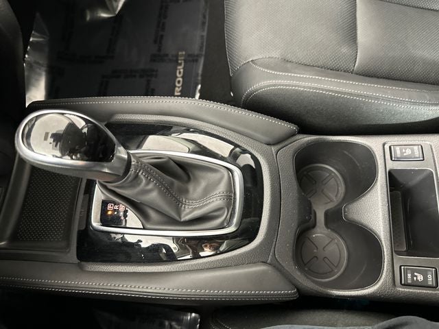 2017 Nissan Rogue SL Platinum & Premium Package