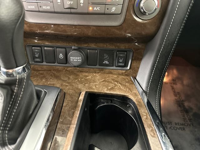 2017 INFINITI QX80 Base
