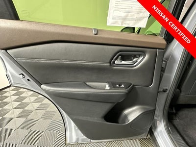 2023 Nissan Rogue SV Midnight Edition & Premium Package